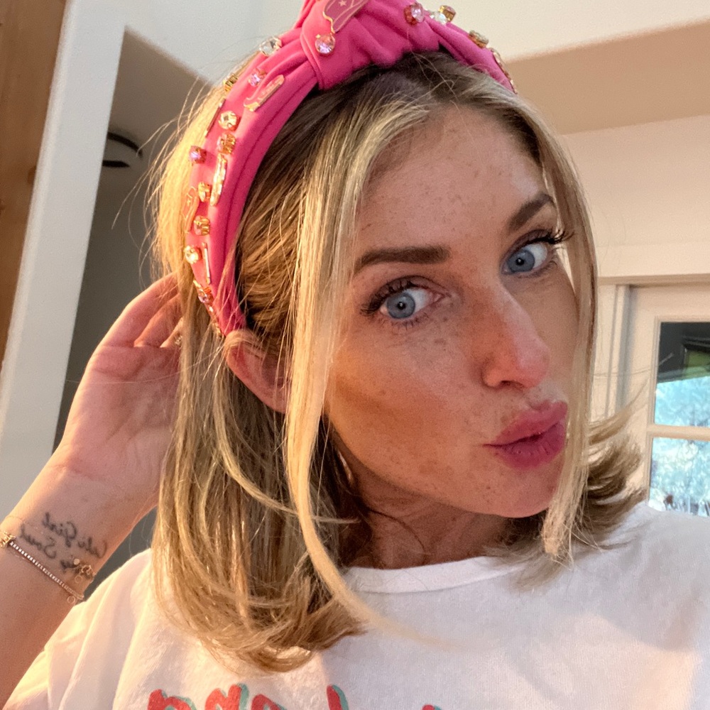 Meet your Posher, Danielle